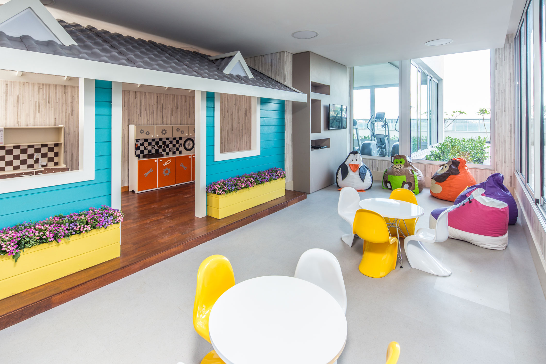 Ibiza Towers – Empreendimento 100% pronto frente mar na Barra Sul com 4 suítes e lazer de resort