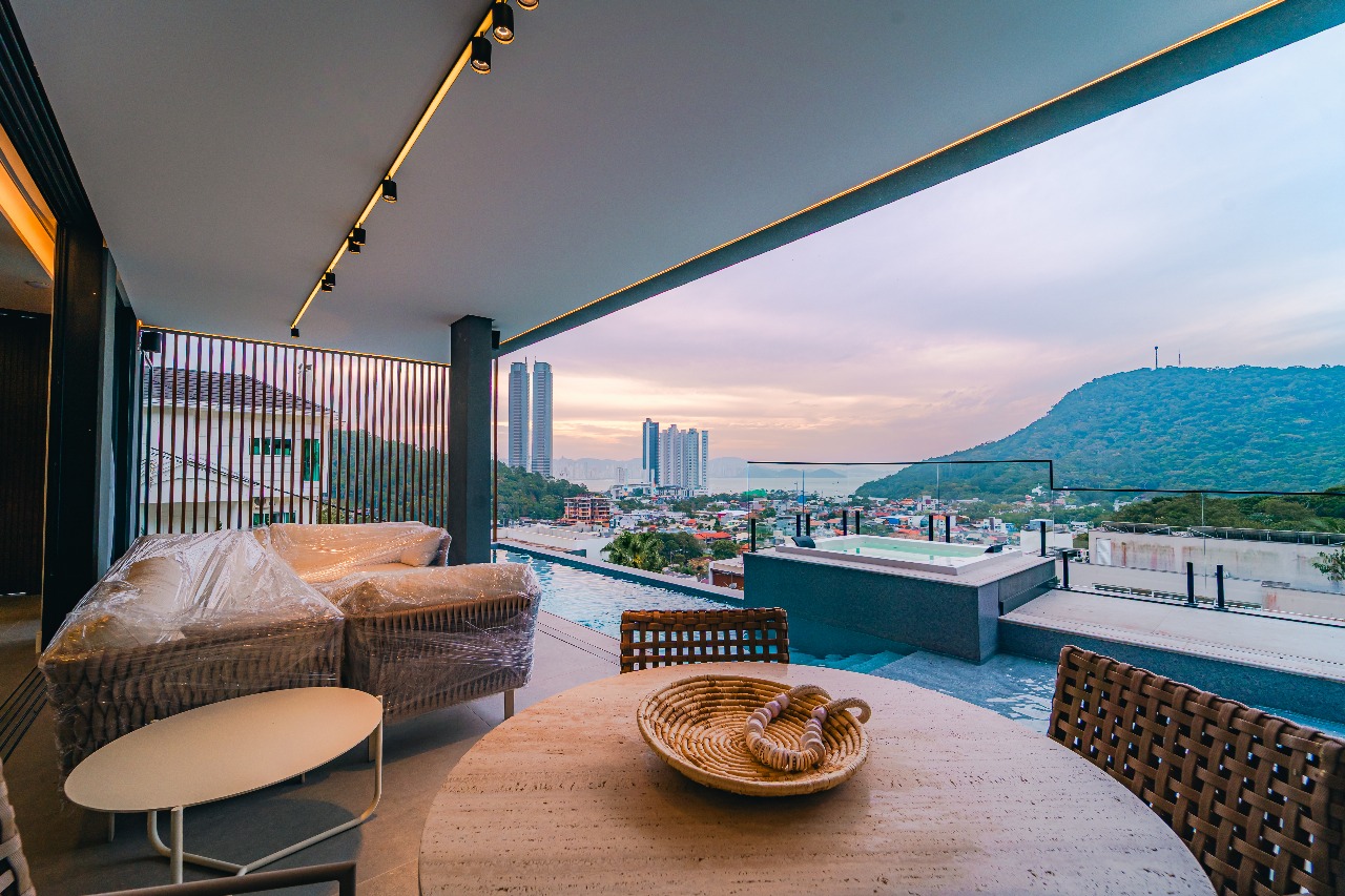 Mansão no topo do Condominio Bella Vista em Balneário Camboriú - Santa Catarina